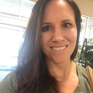 Meet your Posher, Laura